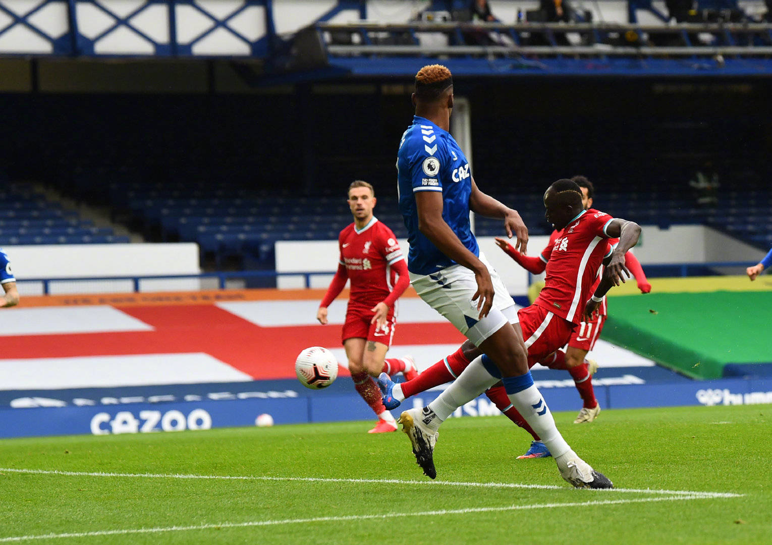 将球准确送 将球准确送